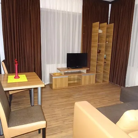 公寓 Apartament 4trip 马马亚